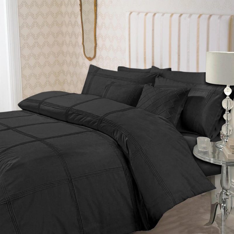 8-Pcs-Dyed-Pleated-Black-Bed-Sheet-Set-with-Quilt-Pillow-and-Cushions-Covers.