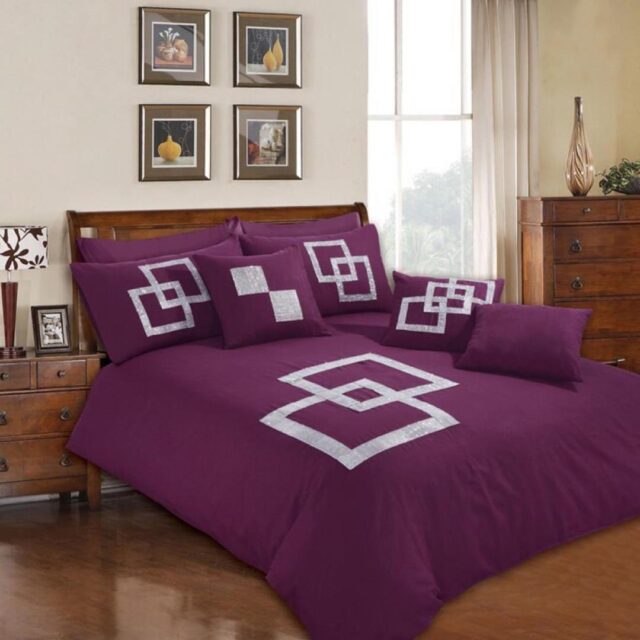 purple bed material