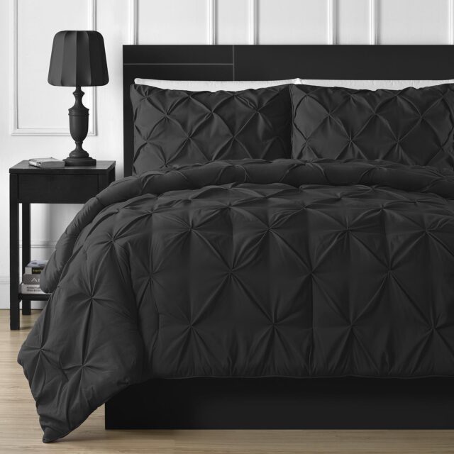 Diamond Black Bed Sheet Set with Quilt, Pillow and Cushions Covers 02