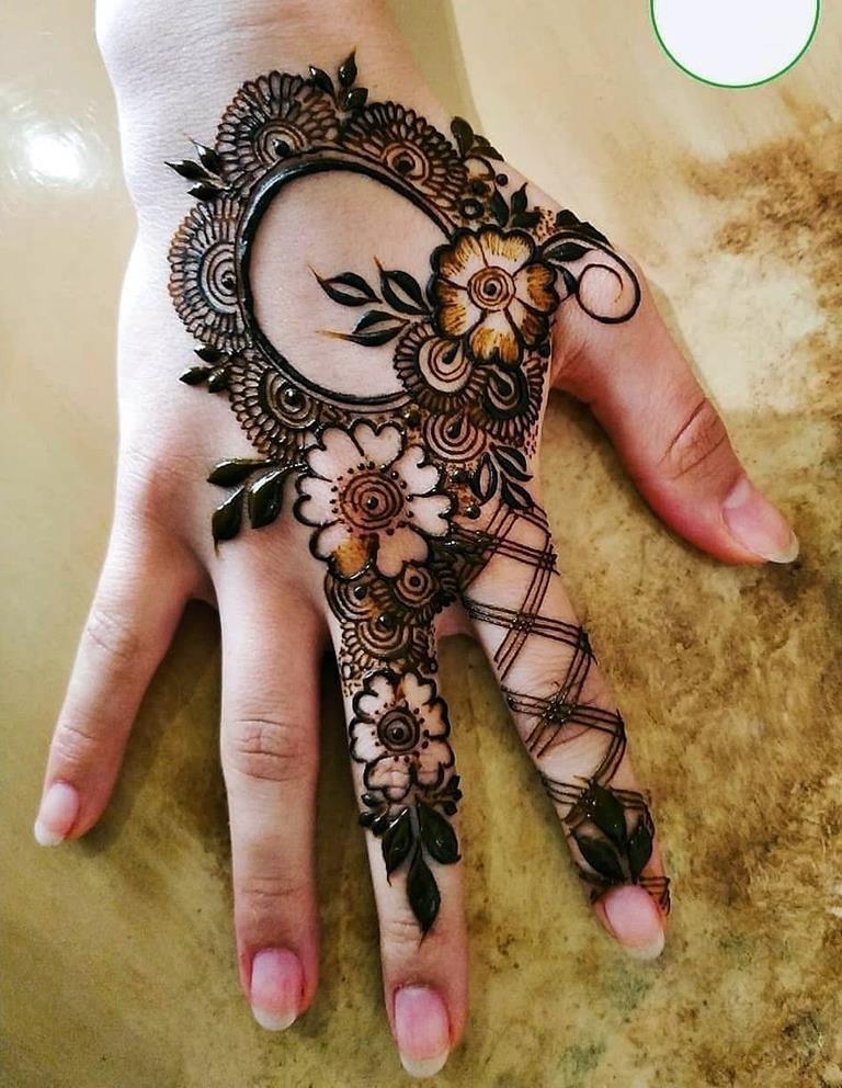 31 Finger Mehndi Design That Will Add Charm To Your Look